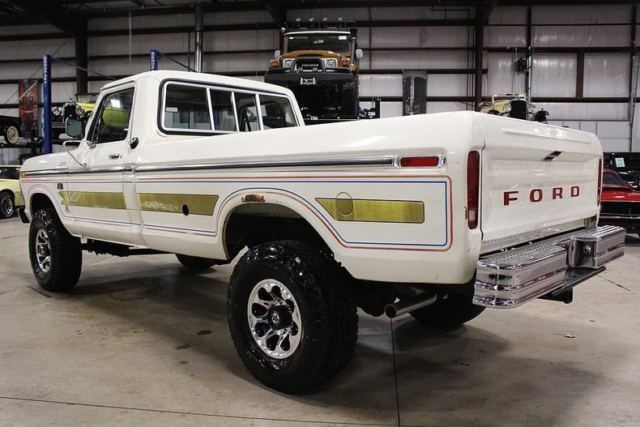 1976 Ford F-250 Bicentennial - photo 3