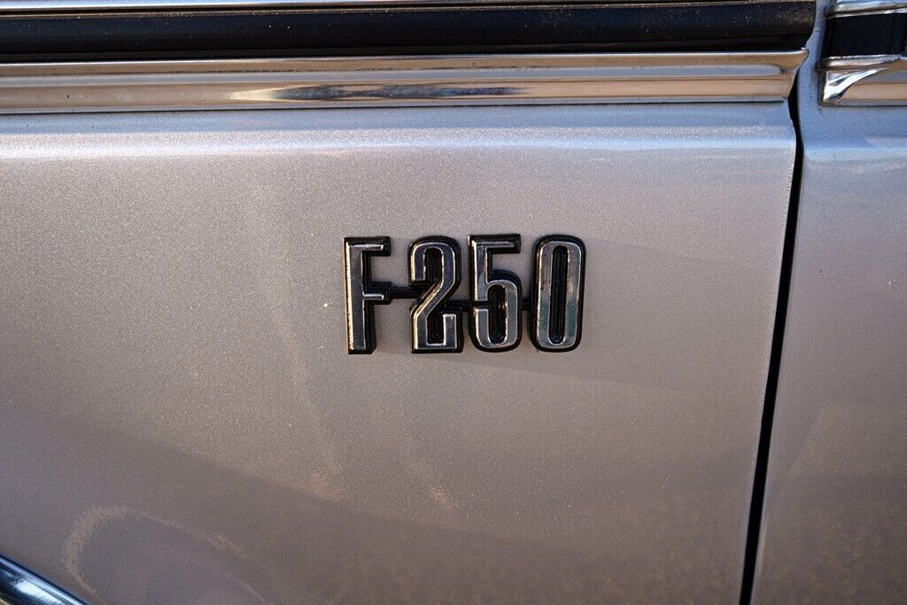 1976 Ford F-250 Highboy - photo 13