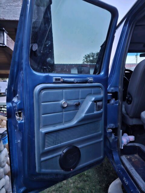 1976 Ford F250 custom - photo 8