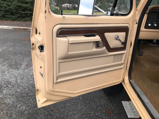 1976 Ford F-250 XLT - photo 12