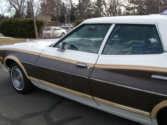 1976 Ford Torino Brougham Squire - photo 4