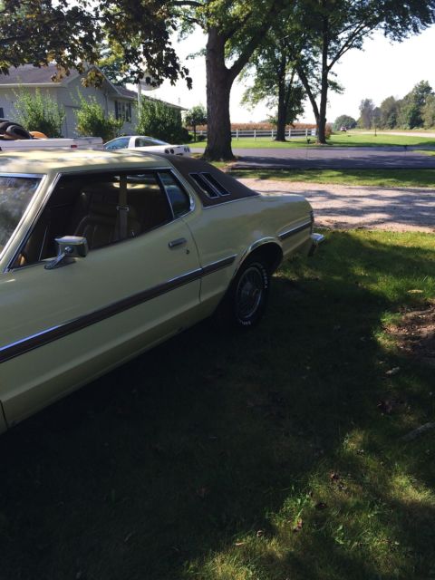 1976 Ford Torino Elite - photo 3