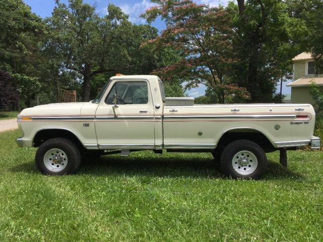 1976 Ford F-250 XLT - photo 2