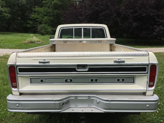1976 Ford F-250 XLT - photo 6