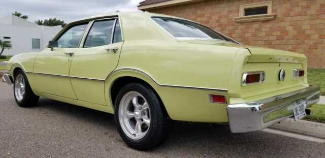 1976 Ford Maverick Cruise-O-Matic - photo 2