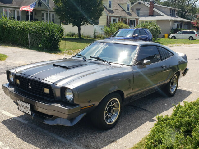 1976 Ford Mustang Cobra II - photo 3