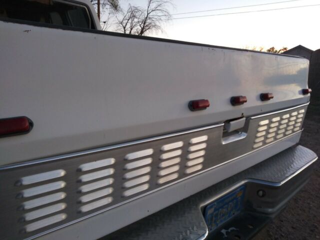 1976 GMC Sierra 3500 - photo 10