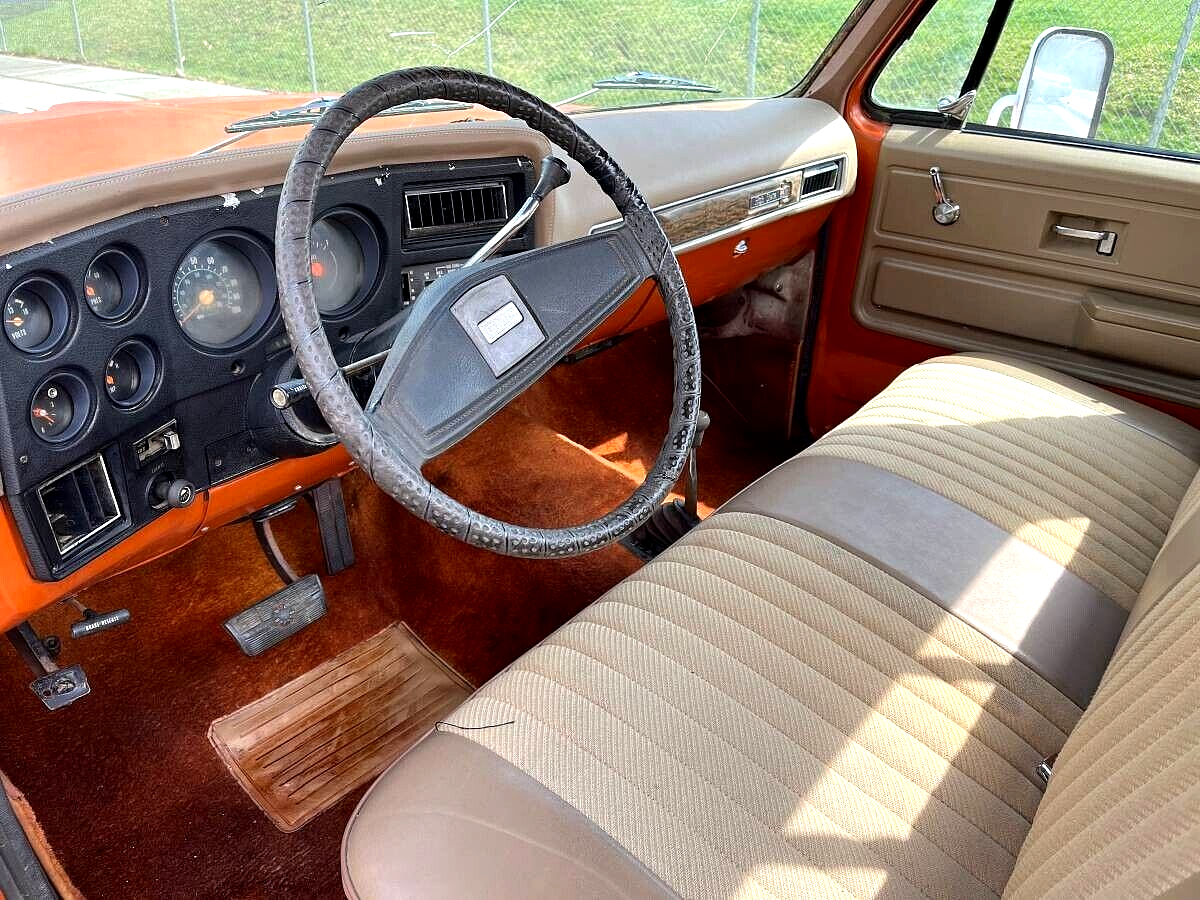 1976 GMC Sierra 1500 High Sierra 400-V8 4X4! - photo 2