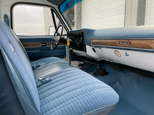 1976 GMC Sierra 1500 Long Box, 24k Survivor Miles, 350 - 4 Speed - photo 10
