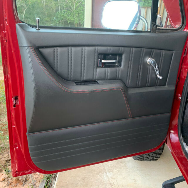 1976 GMC K15 High Sierra - photo 9
