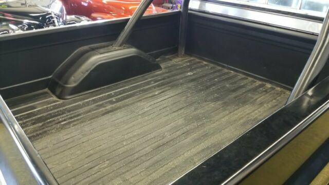 1976 GMC K10 4x4 Pickup - photo 12