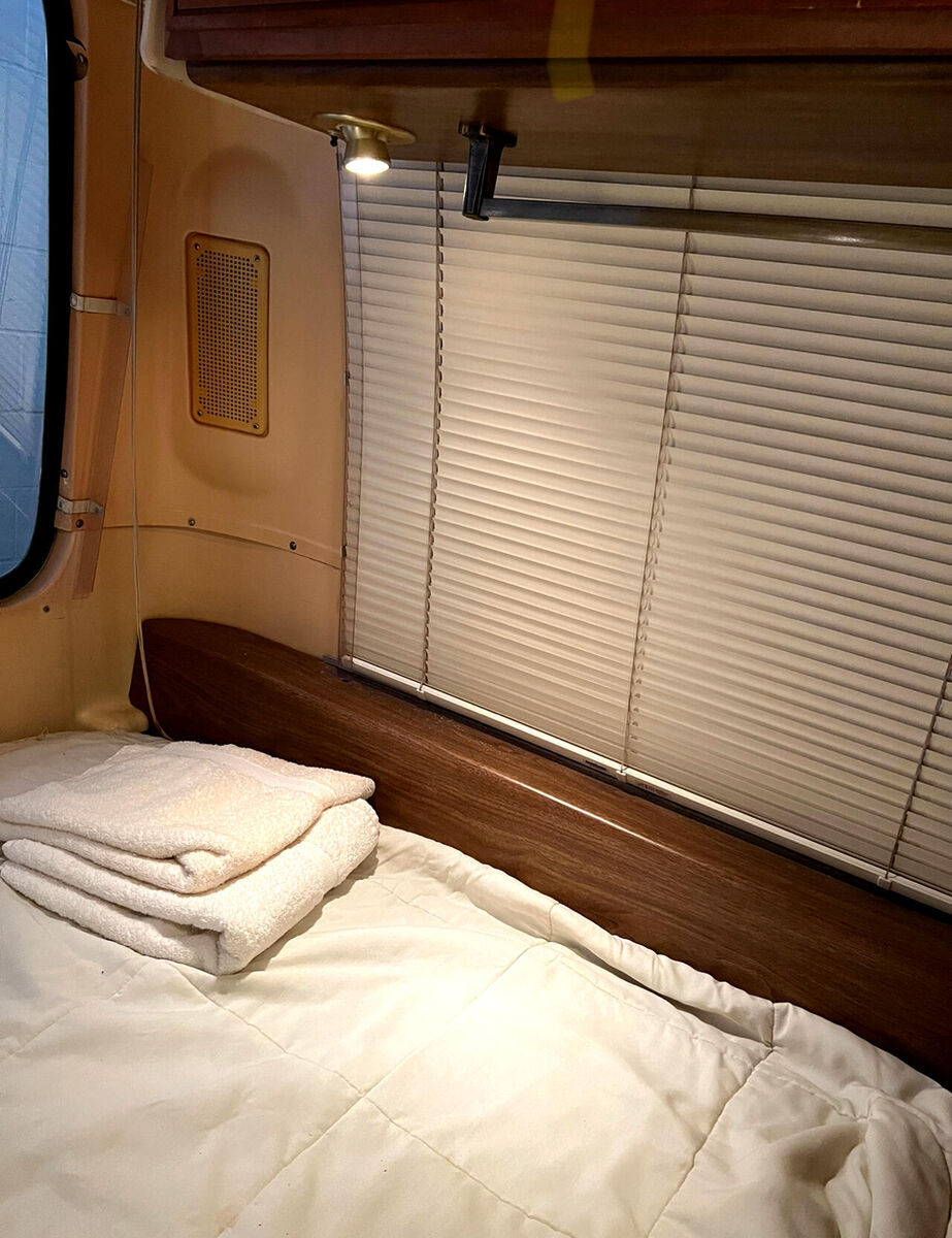 1976 GMC Motorhome - photo 8
