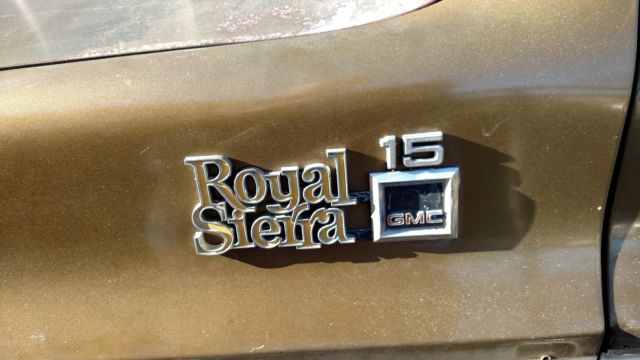 1976 GMC Sierra 1500 Royal Sierra - photo 2