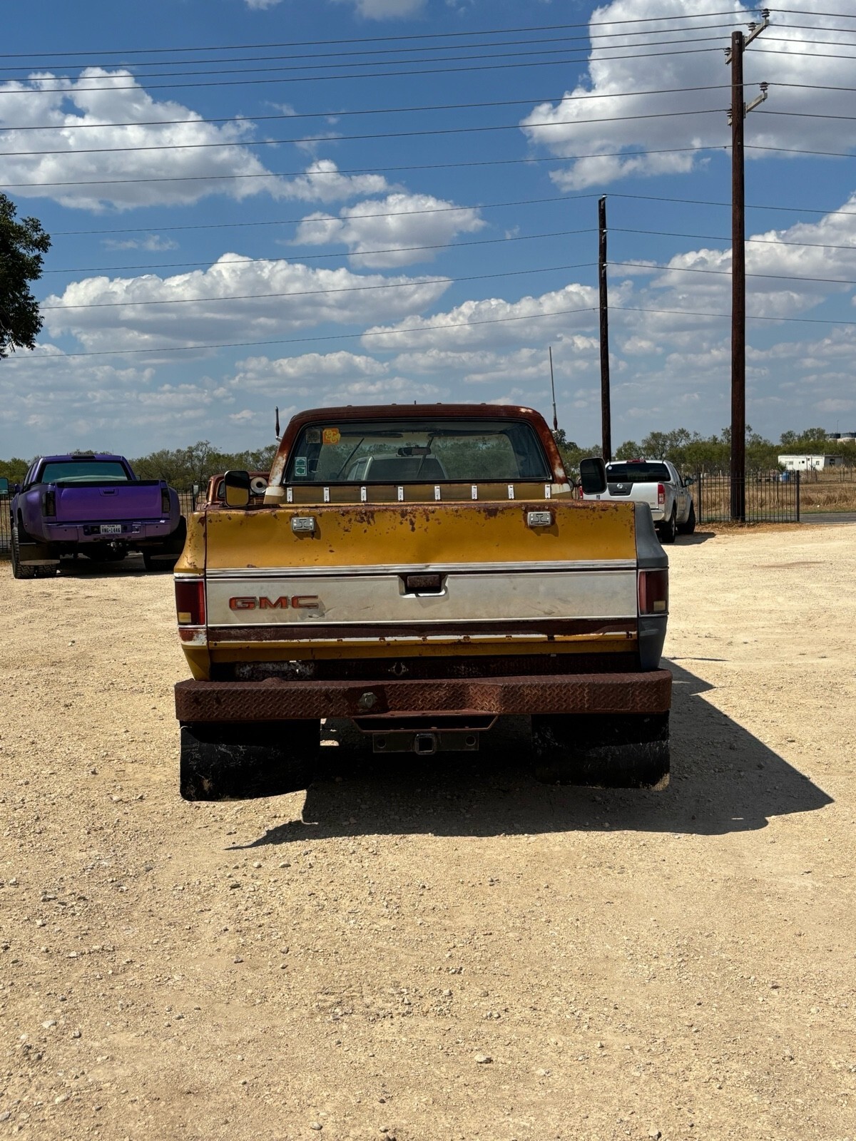 1976 GMC Sierra 3+3 Camper Special - photo 3
