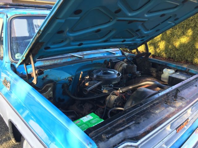 1976 GMC Suburban Sierra Classic - photo 4