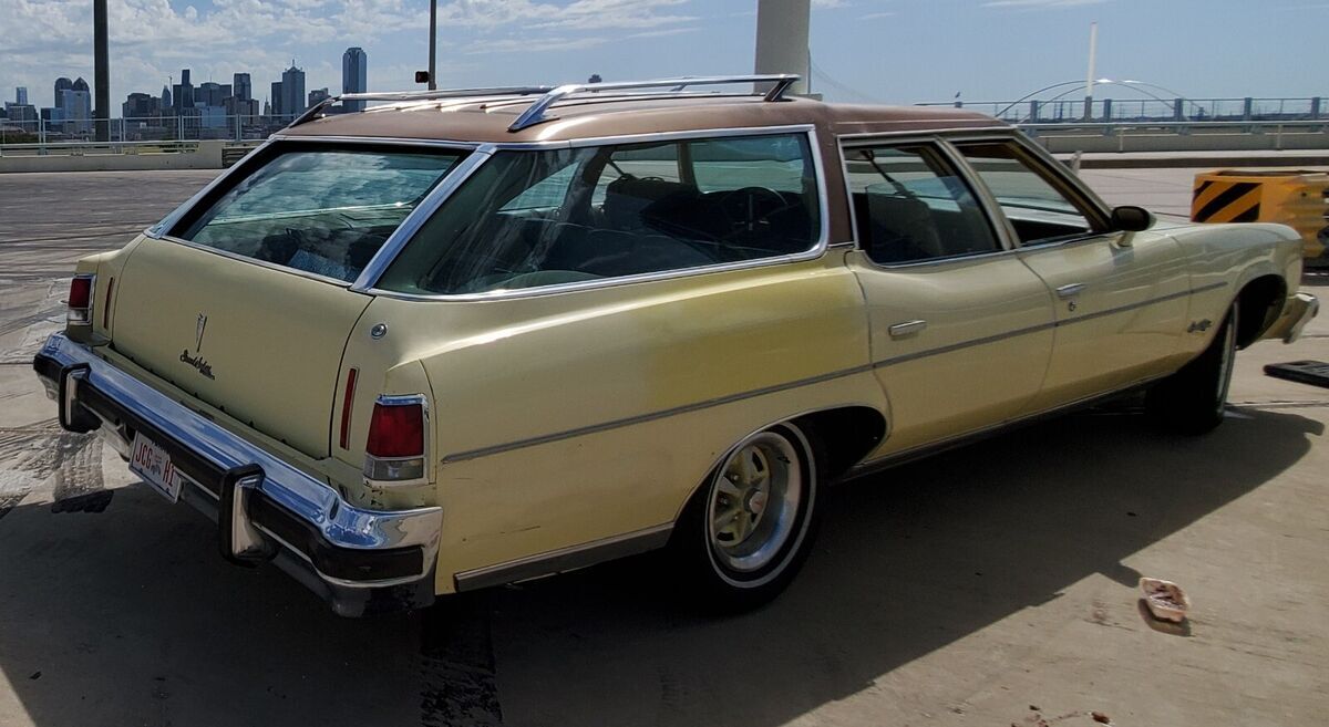 1976 Pontiac Bonneville Top of the line. - photo 6