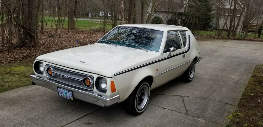 1976 Gremlin Levi's edition, 48,000 One previous owner miles, 90% original paint 1976 AMC Gremlin Levi's edition