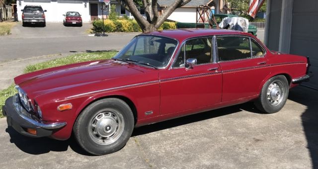 1976 Jaguar XJ12 - photo 2
