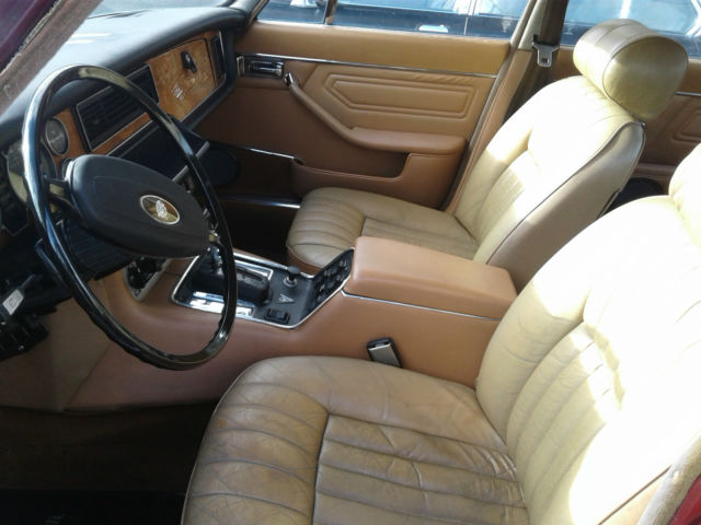 1976 Jaguar XJ12 L Sedan 4-Door - photo 12