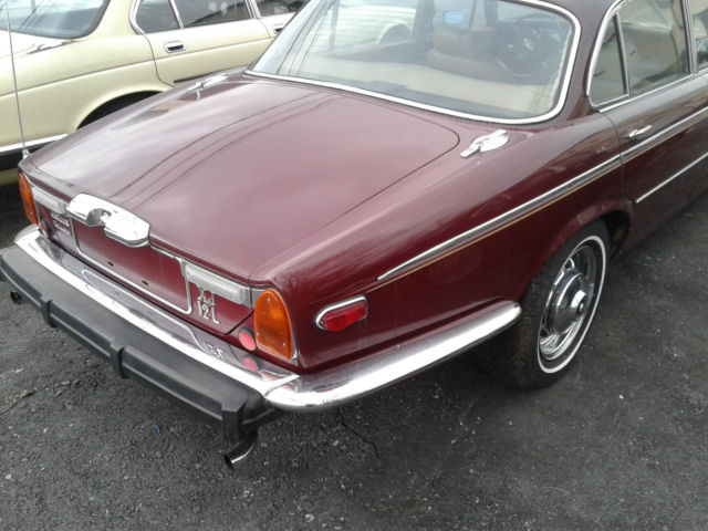 1976 Jaguar XJ12 L Sedan 4-Door - photo 8