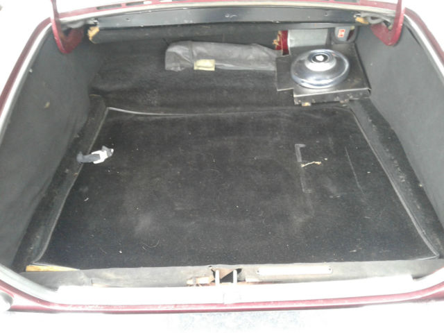1976 Jaguar XJ12 L Sedan 4-Door - photo 9