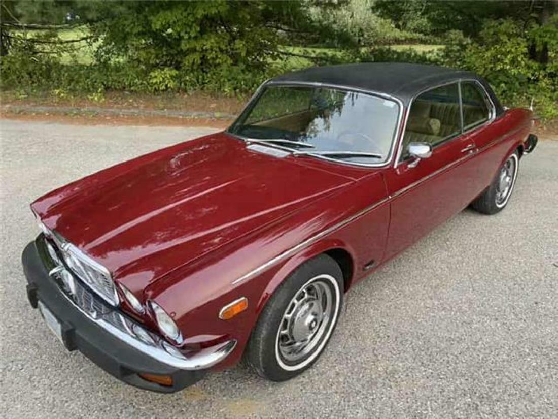 1976 Jaguar XJ12C 1 owner low miles - photo 2