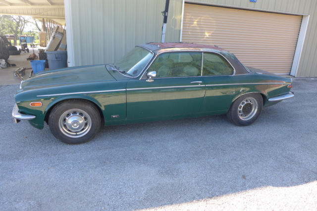 1976 Jaguar XJ12 - photo 3