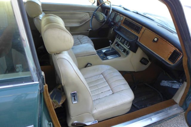1976 Jaguar XJ12 - photo 6