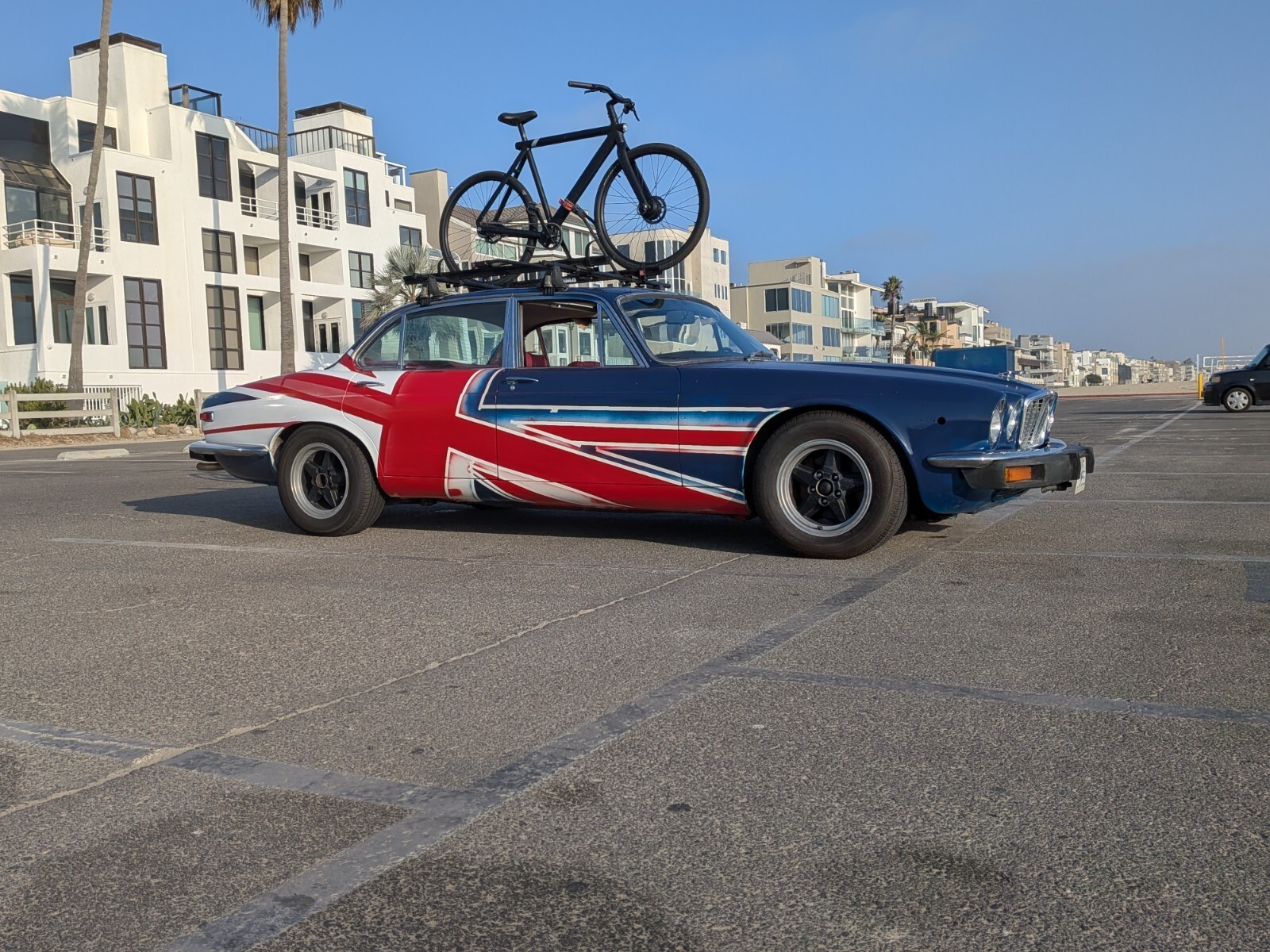 1976 Jaguar XJ6 - photo 2