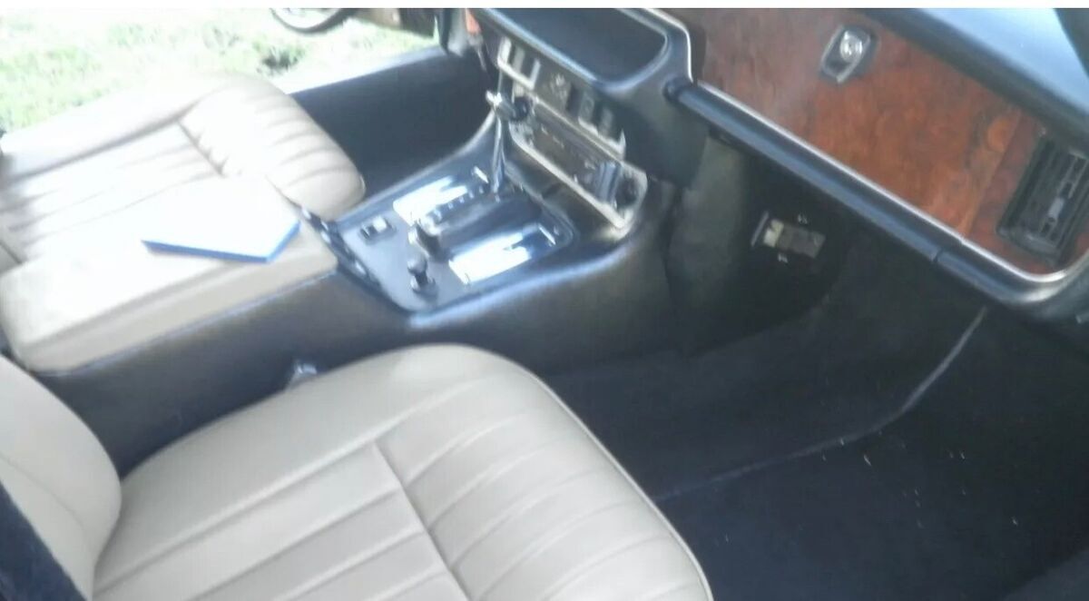 1976 Jaguar XJ6 XJ - photo 13