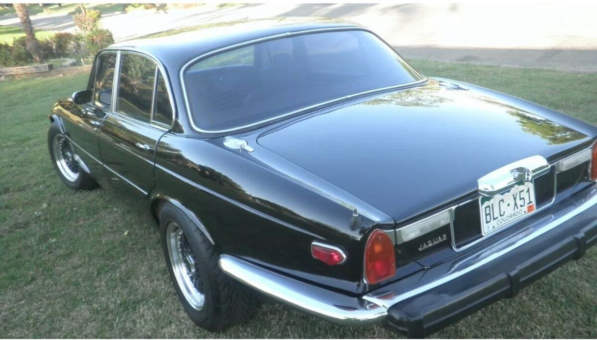 1976 Jaguar XJ6 XJ - photo 4