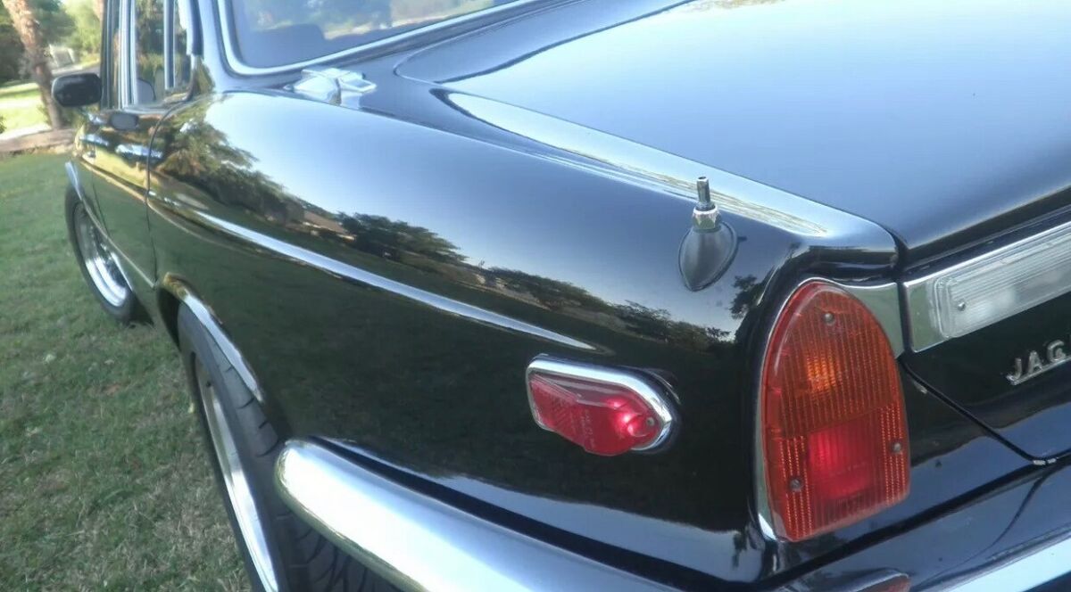 1976 Jaguar XJ6 XJ - photo 7