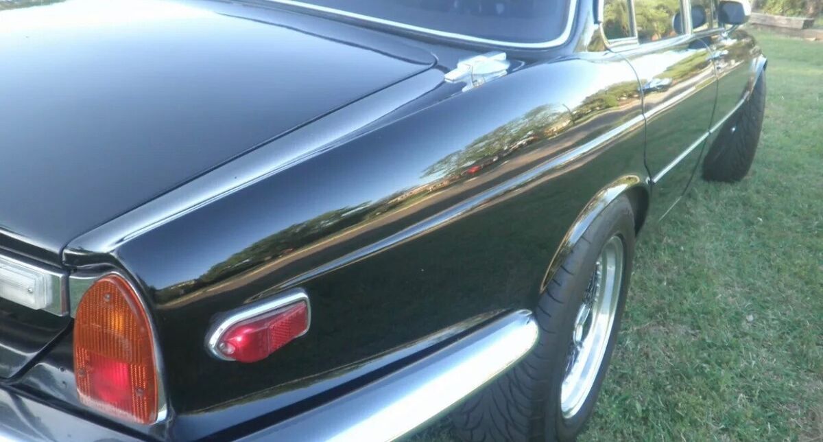 1976 Jaguar XJ6 XJ - photo 8
