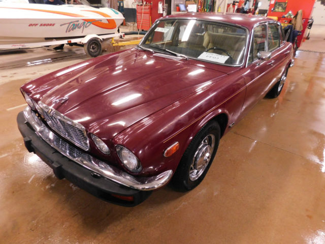 1976 Jaguar XJ6 N/A - photo 2