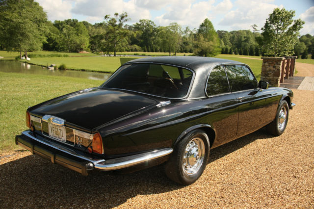 1976 Jaguar XJ6 - photo 4