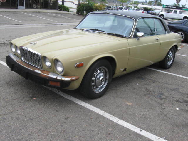 1976 Jaguar XJ6C Coupe 1976 Jaguar XJ6