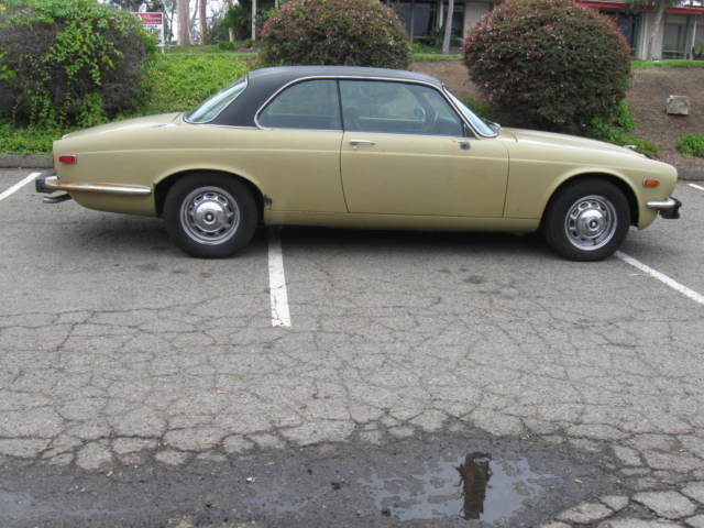 1976 Jaguar XJ6 - photo 7