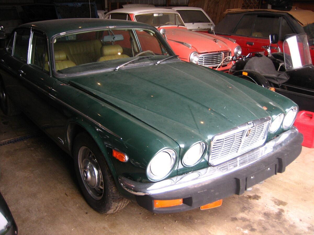 1976 Jaguar XJ - photo 3