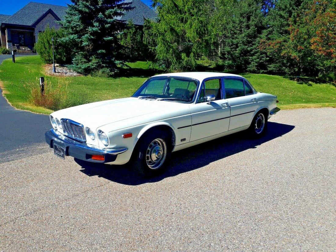 1976 Jaguar XJ6 - photo 7