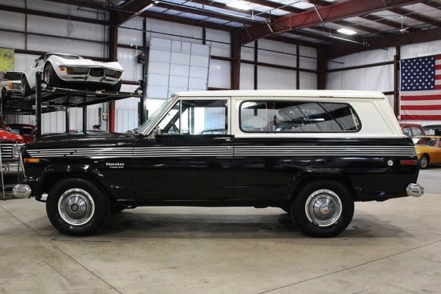 1976 Jeep Cherokee -- - photo 2