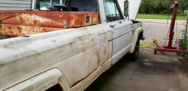 1976 Jeep J-10 Pickup - photo 5