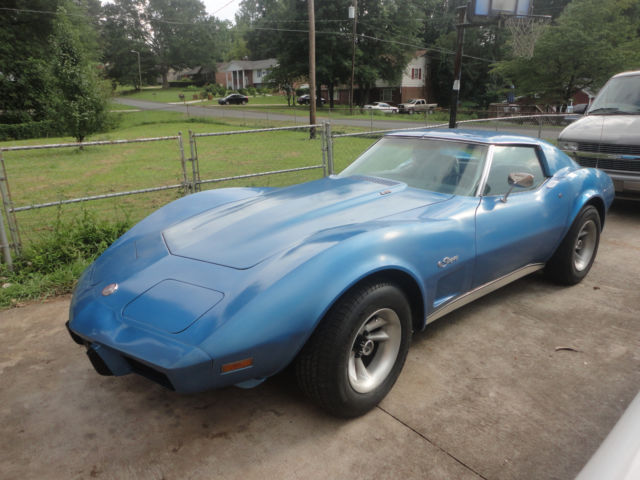 1976 L-82 Corvette Stingray T-Top Coupe - In Very Good Condition. 1976 Chevrolet Corvette