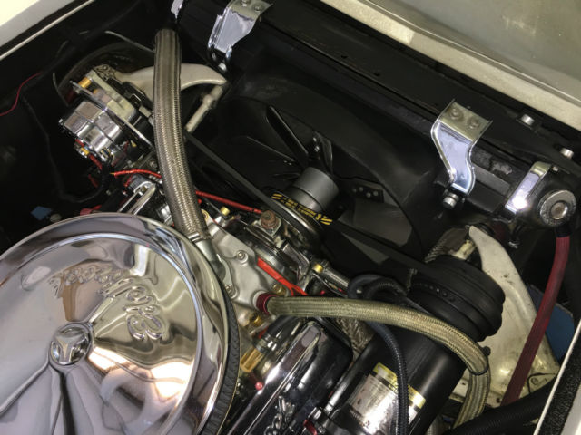 1976 Chevrolet Corvette ISCA SHOW CAR 11k MILES 100 PICS VIDEO MUST SEE - photo 12