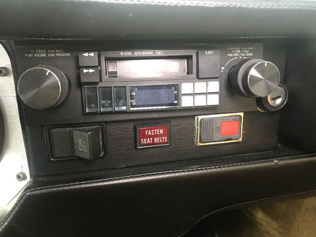 1976 Lamborghini URRACO P300 P300 Coupe - photo 12