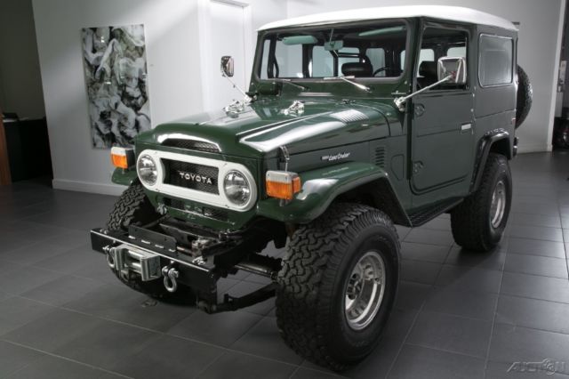 1976 Toyota FJ40 Land Cruiser - photo 3