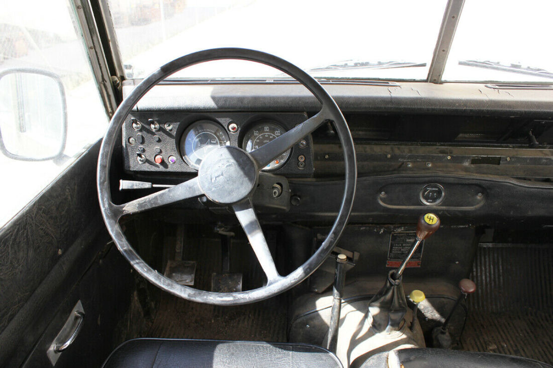 1976 Land Rover SERIES III 109 - photo 9