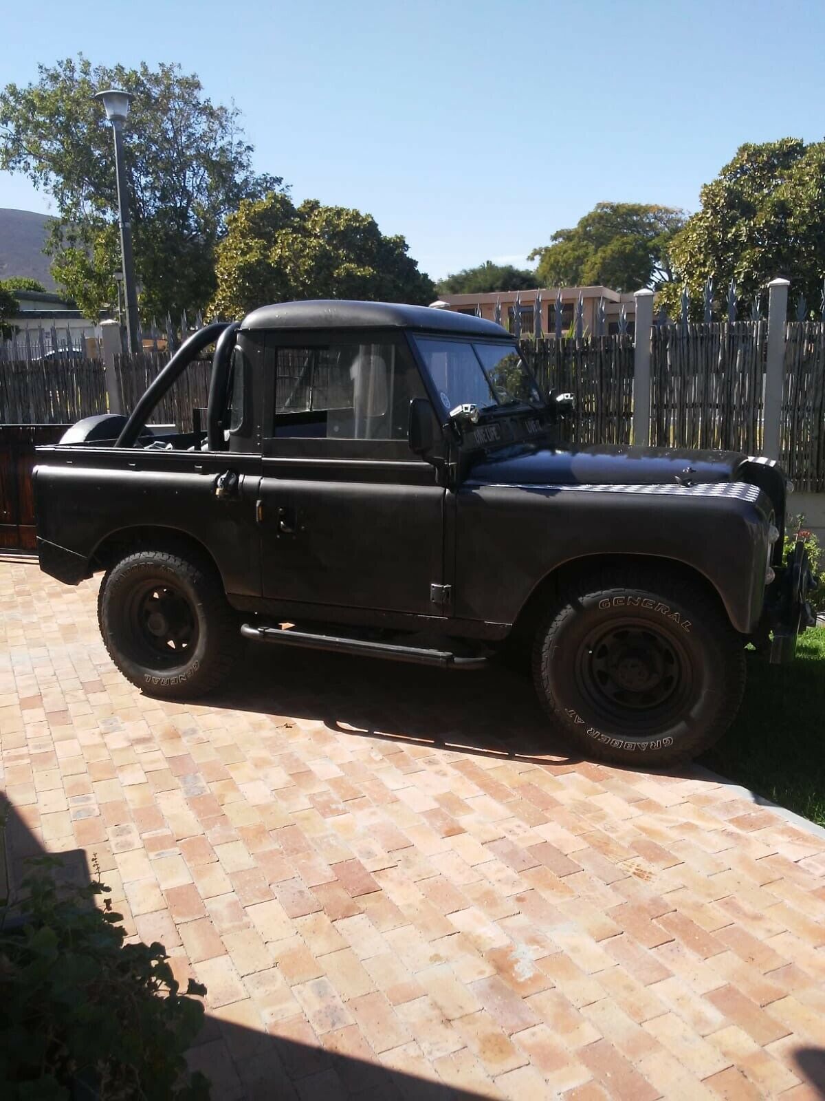 1976 Land Rover Defender - photo 2