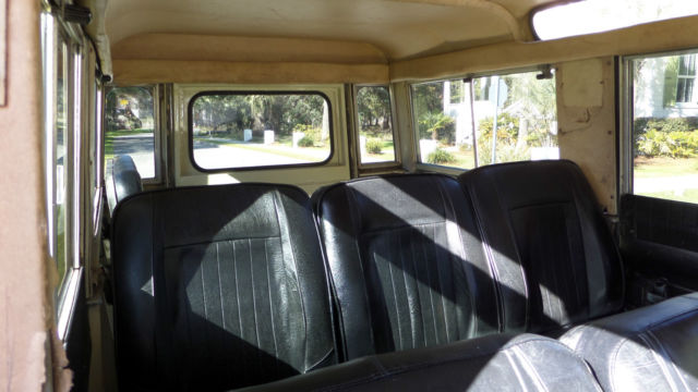 1976 Land Rover Defender 5 door left hand drive - photo 10