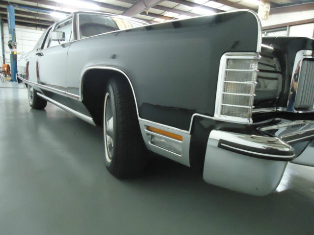 1976 Lincoln Continental 2 Door Coupe - photo 7