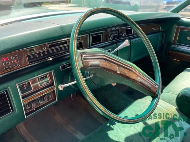 1976 Lincoln Continental - photo 7